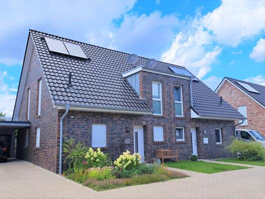 Doppelhaushälfte zur Miete 1.090 € 4 Zimmer 104 m² 232 m² Grundstück frei ab 01.06.2026 Aschhausen Bad Zwischenahn 26160