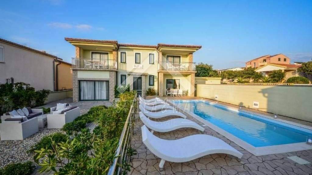 Haus zum Kauf 880.000 € 9 Zimmer 350 m² Vir