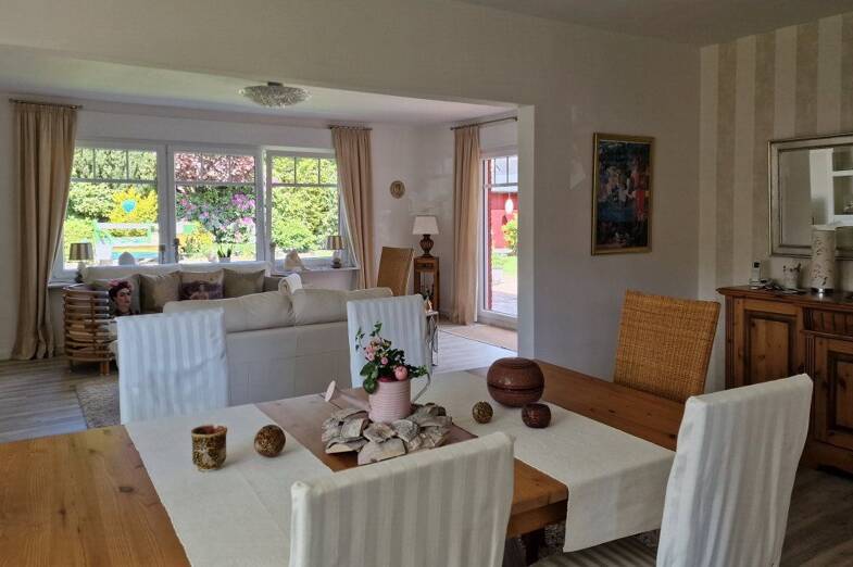 Einfamilienhaus zum Kauf 529.500 € 5 Zimmer 139 m² 749 m² Grundstück frei ab 01.10.2025 Rastede I Rastede 26180