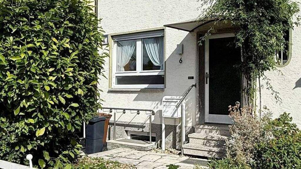 Doppelhaushälfte zum Kauf provisionsfrei 379.000 € 4 Zimmer 108 m² 296 m² Grundstück frei ab sofort Oderstraße 6 Dörnigheim Maintal Dörnigheim 63477