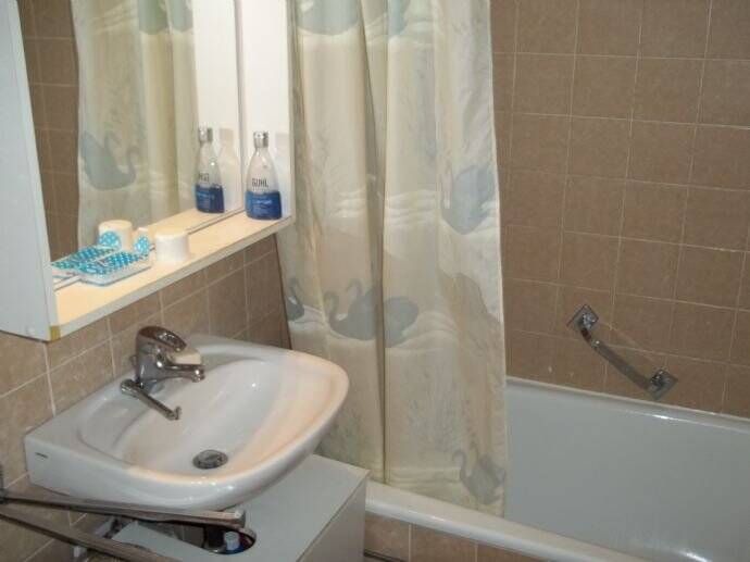 Property thumbnail 3