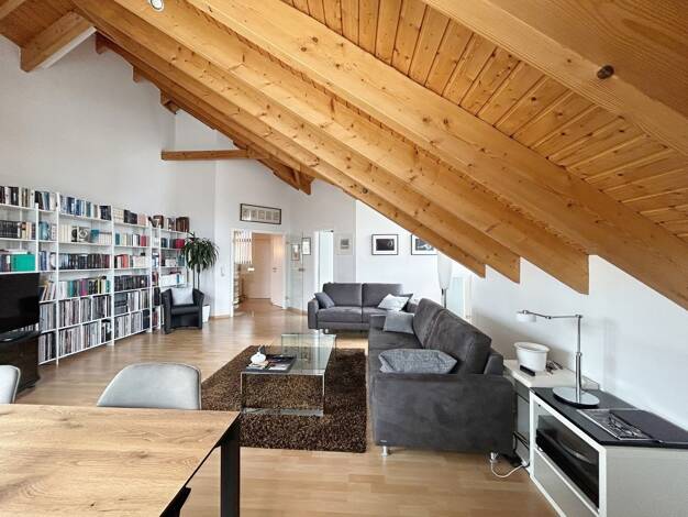 Wohnung zur Miete 1.150 € 3 Zimmer 94,8 m² Kelkheim Kelkheim (Taunus) 65779