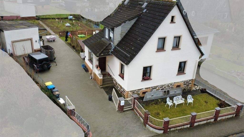Einfamilienhaus zum Kauf 364.000 € 5 Zimmer 100 m² 855 m² Grundstück frei ab 01.04.2026 Brandoberndorf Waldsolms 35647