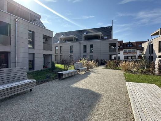 Wohnung zur Miete 1.170 € 4 Zimmer 89,2 m² frei ab sofort Dettingen unter Teck 73265