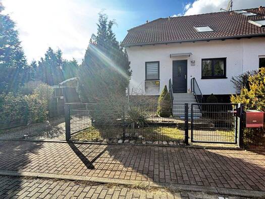 Doppelhaushälfte zum Kauf 310.000 € 5 Zimmer 126,3 m² 347 m² Grundstück Teurow Halbe 15757