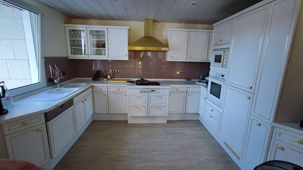 Wohnung zur Miete 700 € 3 Zimmer 90 m² Geschoss 1/3 frei ab sofort Wipperfürth 51688