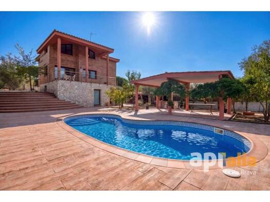 Chalet zum Kauf 650.000 € 6 Zimmer 314 m² 985 m² Grundstück Calonge de Segarra 17251