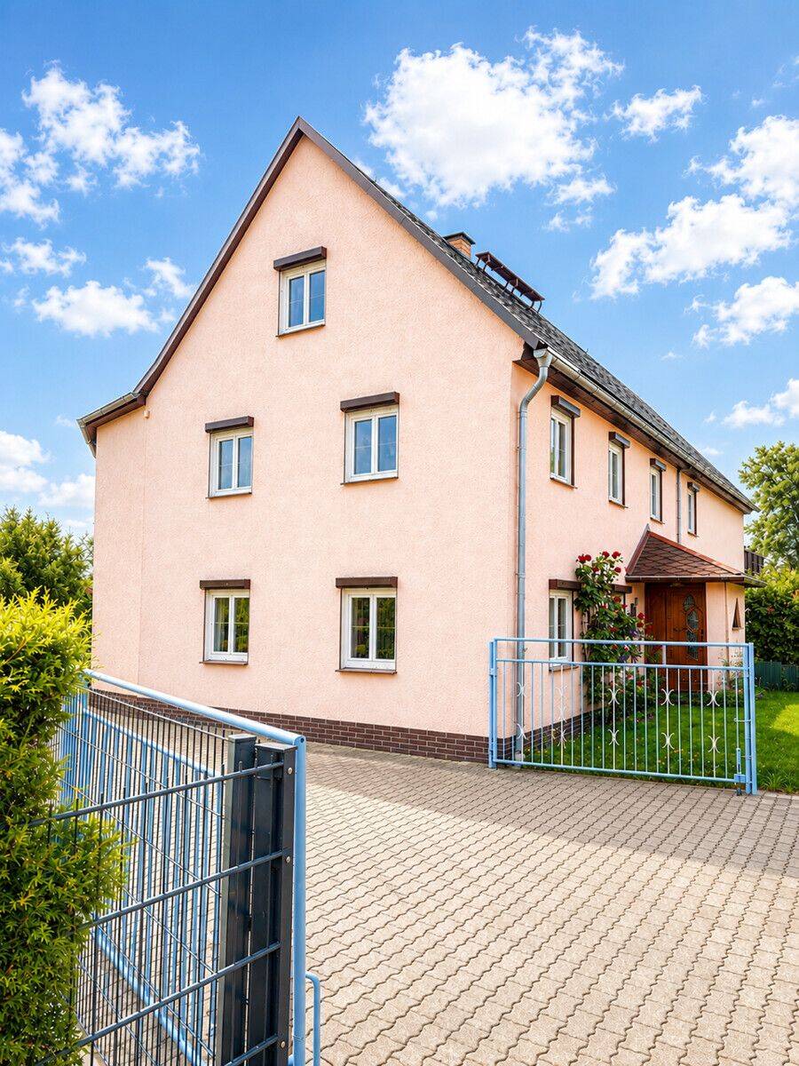 House in Rennersdorf, Germany listed at €80,000