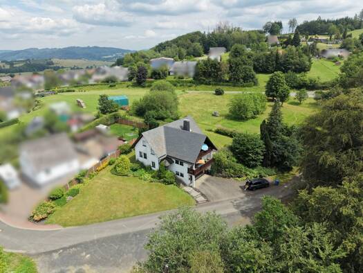 Einfamilienhaus zum Kauf 419.900 € 5 Zimmer 176 m² 3.098 m² Grundstück Roth Eschenburg 35713
