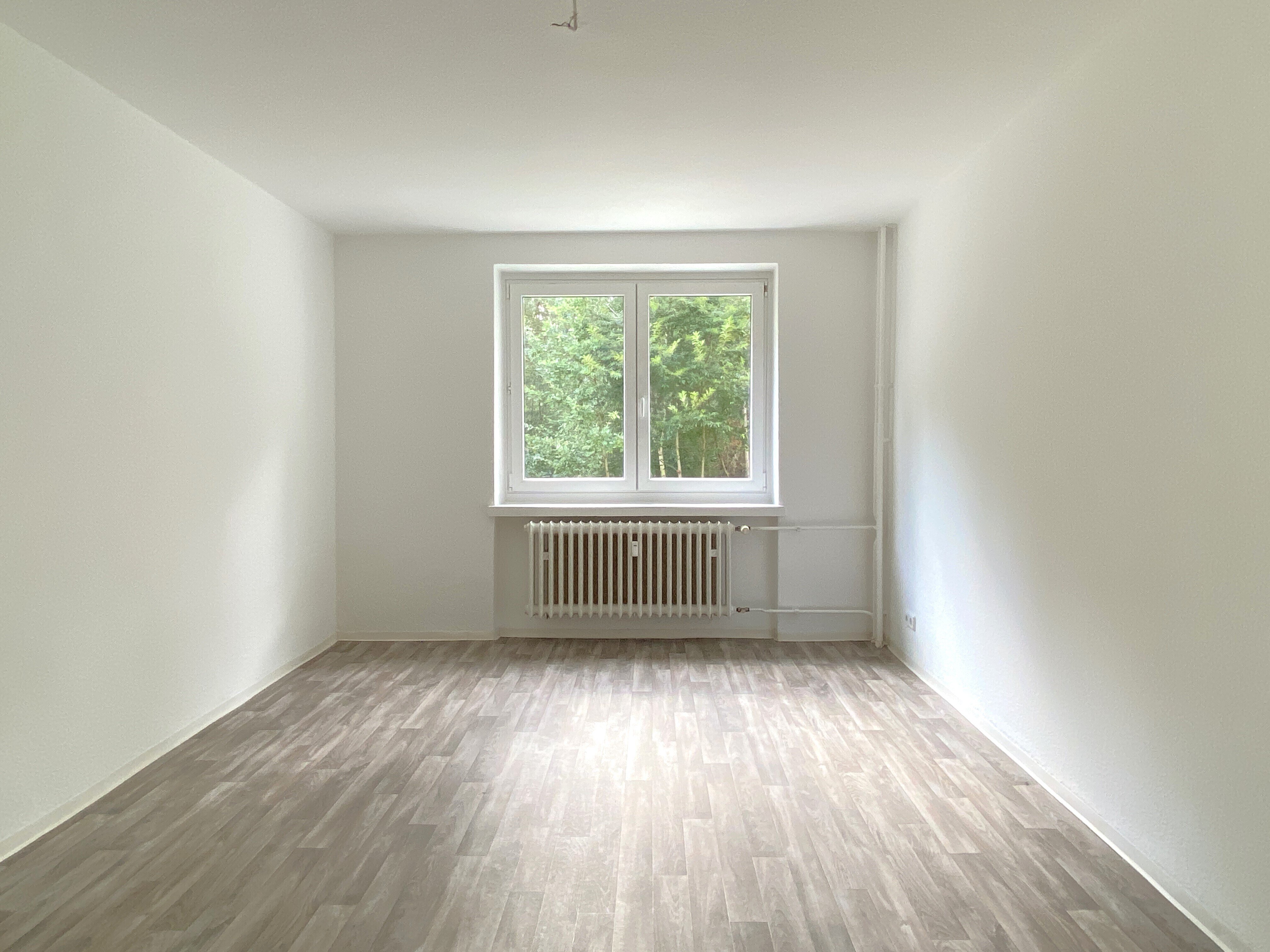 Wohnung zum Kauf provisionsfrei 106.800 € 2 Zimmer 50,7 m²<br/>Wohnfläche EG<br/>Geschoss ab sofort<br/>Verfügbarkeit Kiesweg 15 Rauen 15518