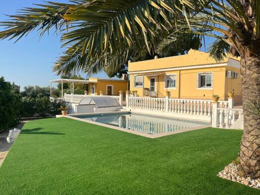 Villa zum Kauf 659.500 € 6 Zimmer 341 m² 4.415 m² Grundstück Alicante 03699
