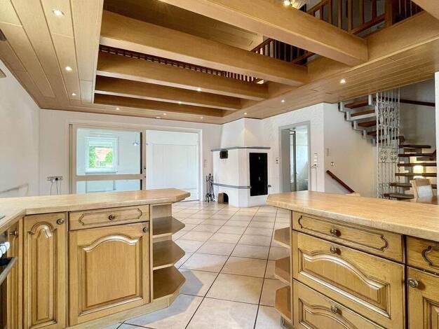 Einfamilienhaus zur Miete 1.500 € 6 Zimmer 207 m² 800 m² Grundstück Neufahrn Neufahrn in Niederbayern 84088