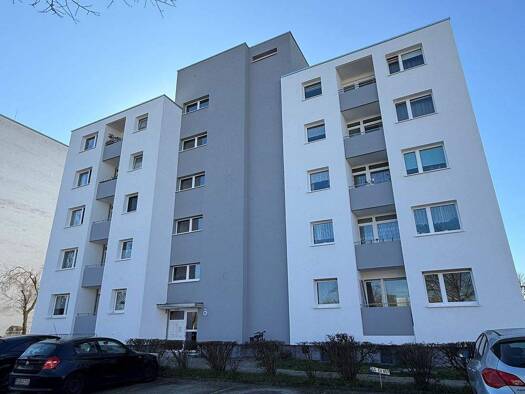 Wohnung zur Miete 1.050 € 2 Zimmer 77 m² frei ab 01.04.2026 Adam-Opel-Straße 67 Rüsselsheim Rüsselsheim am Main 65428