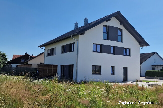 Doppelhaushälfte zum Kauf 499.000 € 5 Zimmer 141,1 m²<br/>Wohnfläche 370 m²<br/>Grundstück Schwarzach Hengersberg 94491