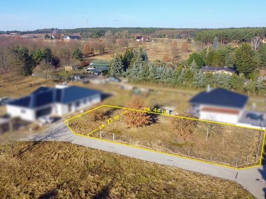 Grundstück zum Kauf 95.000 € 915 m² Grundstück Obere Weinberge 9d Schweinitz Jessen (Elster) 06917
