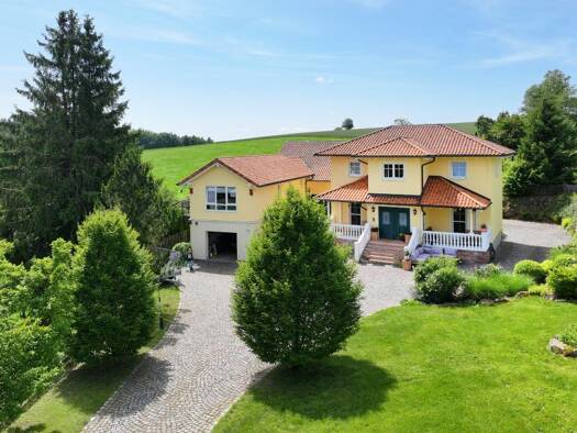 Haus zum Kauf 1.490.000 € 7 Zimmer 330 m² 4.550 m² Grundstück Gackenhof Poppenhausen 36163