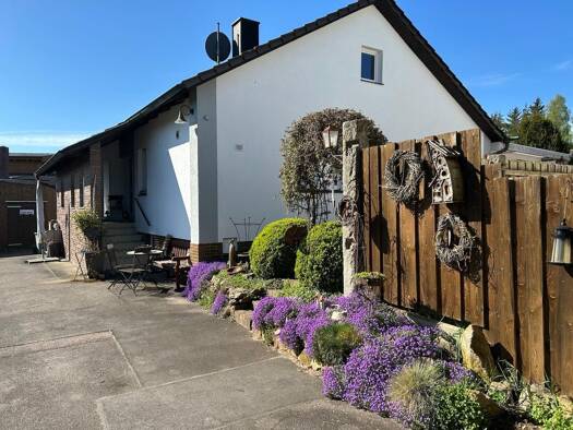 Einfamilienhaus zum Kauf provisionsfrei 349.000 € 4 Zimmer 110 m² 706 m² Grundstück Irlaching Schwandorf 92421