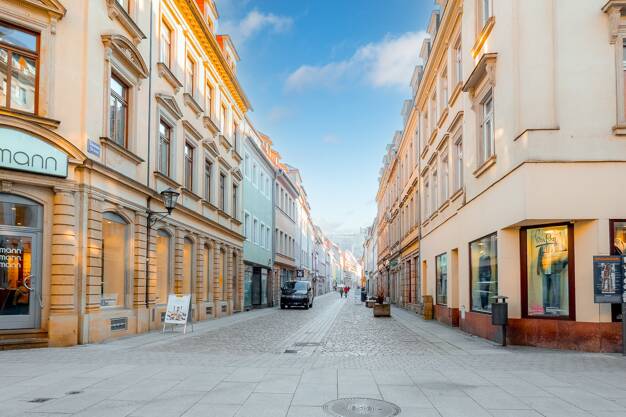 Wohn- und Geschäftshaus zum Kauf als Kapitalanlage geeignet 1.950.000 € 1.217,9 m² 530 m² Grundstück teilbar ab 1.217,9 m² Pirna Pirna 01796