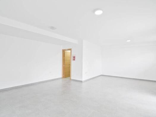 Verkaufsfläche zum Kauf 80.000 € 60 m² Verkaufsfläche Motril 18613