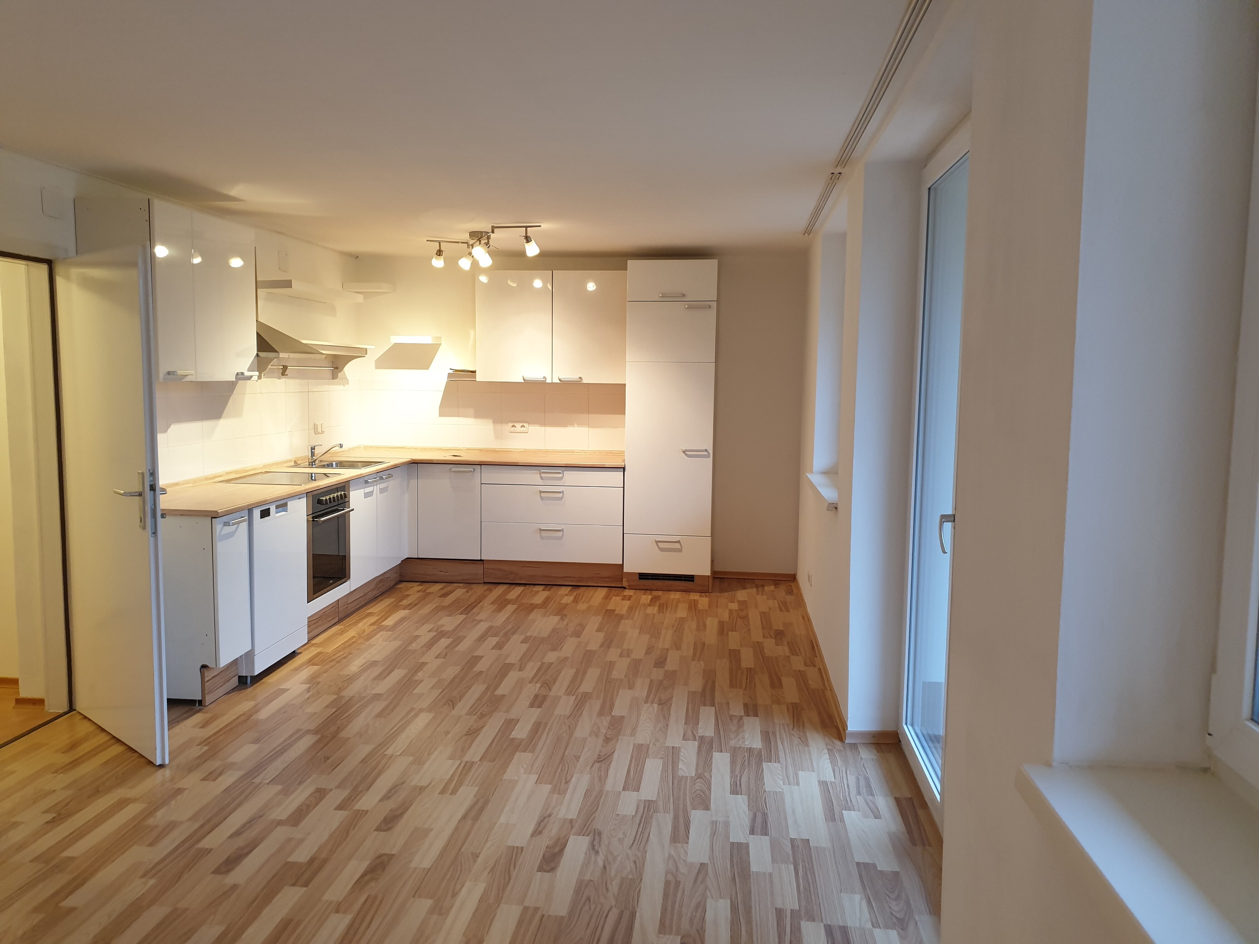 Wohnung zur Miete 820 € 2 Zimmer 53 m²<br/>Wohnfläche 01.02.2025<br/>Verfügbarkeit Henndorf am Wallersee 5302