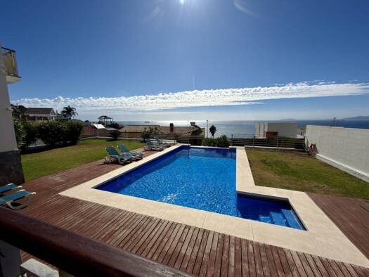 Chalet zum Kauf 950.000 € 4 Zimmer 386 m² 1.111 m² Grundstück Algeciras 11207