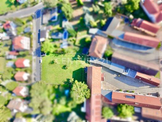 Doppelhaushälfte zum Kauf 175.000 € 4 Zimmer 129 m² 220 m² Grundstück Radebeul 01445