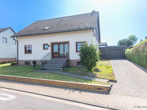 Einfamilienhaus zum Kauf 329.000 € 8 Zimmer 201 m² 640 m² Grundstück frei ab sofort Berus Überherrn 66802