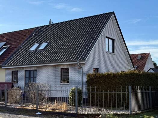 Doppelhaushälfte zum Kauf 449.000 € 3 Zimmer 99,6 m² 400 m² Grundstück Paunsdorf Leipzig 04328