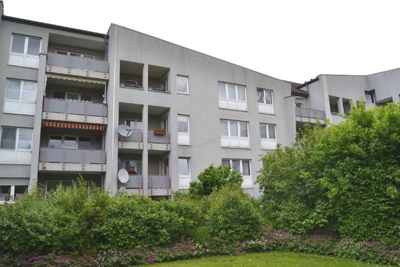 Wohnung zur Miete 705 € 4 Zimmer 94 m²<br/>Wohnfläche 3.<br/>Geschoss 01.02.2025<br/>Verfügbarkeit Lindenallee 15 Altenbauna Baunatal 34225