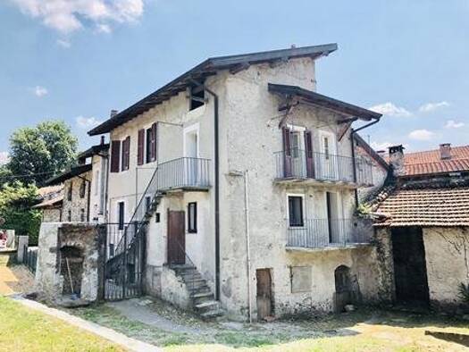 Stadthaus zum Kauf 165.000 € 5 Zimmer 110 m² 430 m² Grundstück x Brezzo di Bedero 21010