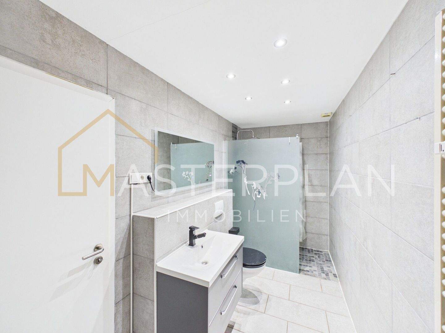 Immobilie in Nalbach - Einzugsbereites EFH mit Garage - Bild 4