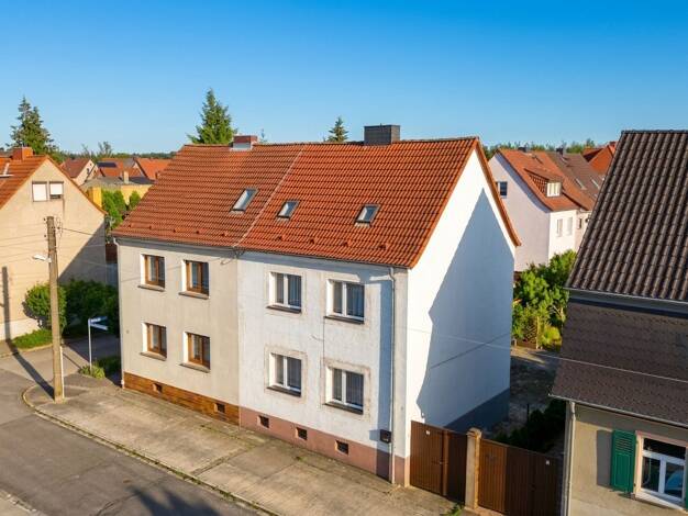 Doppelhaushälfte zum Kauf 94.000 € 6 Zimmer 129,7 m² 256 m² Grundstück Holzweißig Bitterfeld-Wolfen 06808