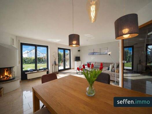 Doppelhaushälfte zum Kauf 669.000 € 5 Zimmer 124 m² 252 m² Grundstück Rondorf Köln 50997