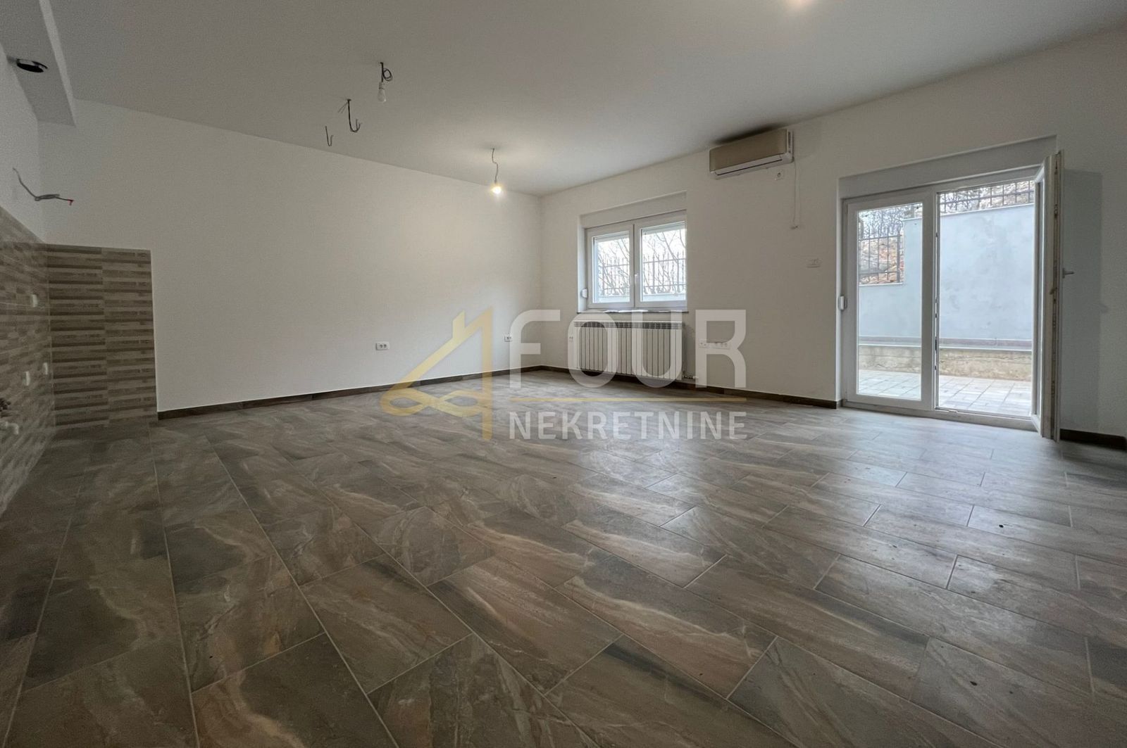 Wohnung zum Kauf 223.000 € 4 Zimmer 90 m²<br/>Wohnfläche 1.<br/>Geschoss Svilno