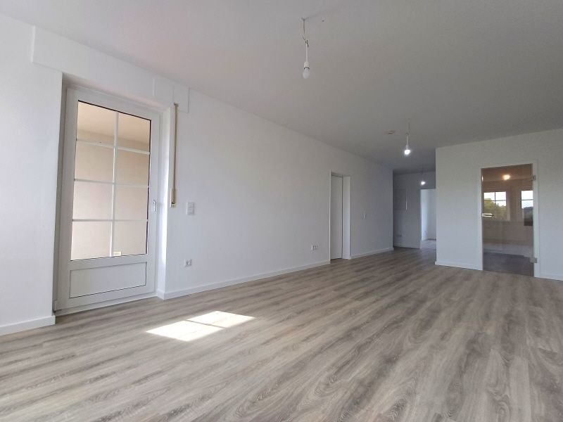 Wohnung zur Miete 1.050 € 2 Zimmer 74,2 m²<br/>Wohnfläche ab sofort<br/>Verfügbarkeit Weserstr. 29 Innenstadt 3 Minden 32423