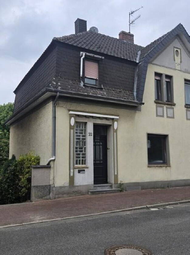 Doppelhaushälfte zum Kauf provisionsfrei 189.000 € 6 Zimmer 98 m² 246 m² Grundstück Gellep - Stratum Krefeld (Gellep-Stratum) 47809