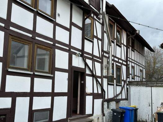 Einfamilienhaus zum Kauf provisionsfrei 80.000 € 7 Zimmer 226 m² 248 m² Grundstück Unshausen Wabern 34590