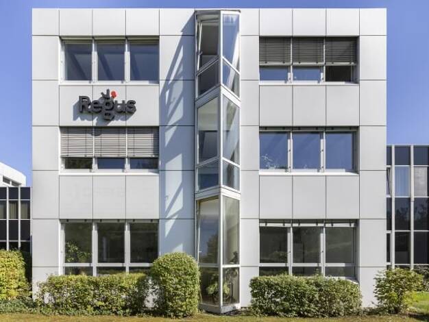 Büro zur Miete 509 € 50 m² Bürofläche teilbar von 8 m² bis 50 m² Carl Zeiss Ring 15a Ismaning 85737