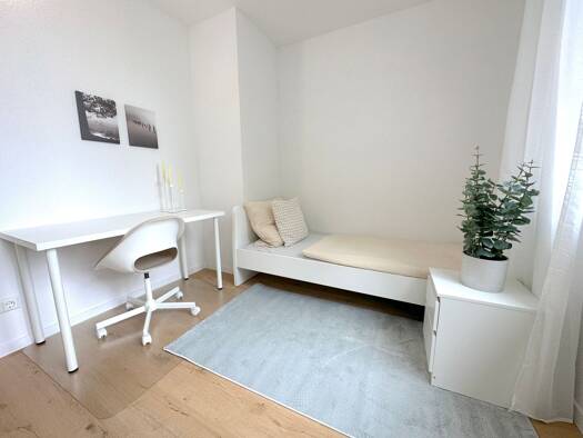 Wohnung zur Miete 460 € 1 Zimmer 33 m² 11. Geschoss frei ab sofort Hattersheim Hattersheim am Main 65795