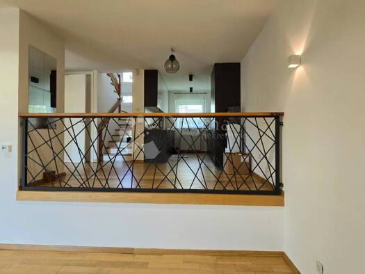 Haus zur Miete 3.900 € 5 Zimmer 300 m² Luksic, Crnomerec Zagreb