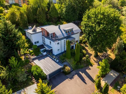 Villa zum Kauf provisionsfrei 10 Zimmer 290 m² 2.950 m² Grundstück Saarburg Saarburg 54439