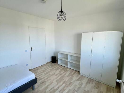 Wohnung zur Miete 400 € 3 Zimmer 69 m² Geschoss 3/9 frei ab sofort Niederrodenbach Rodenbach 63517