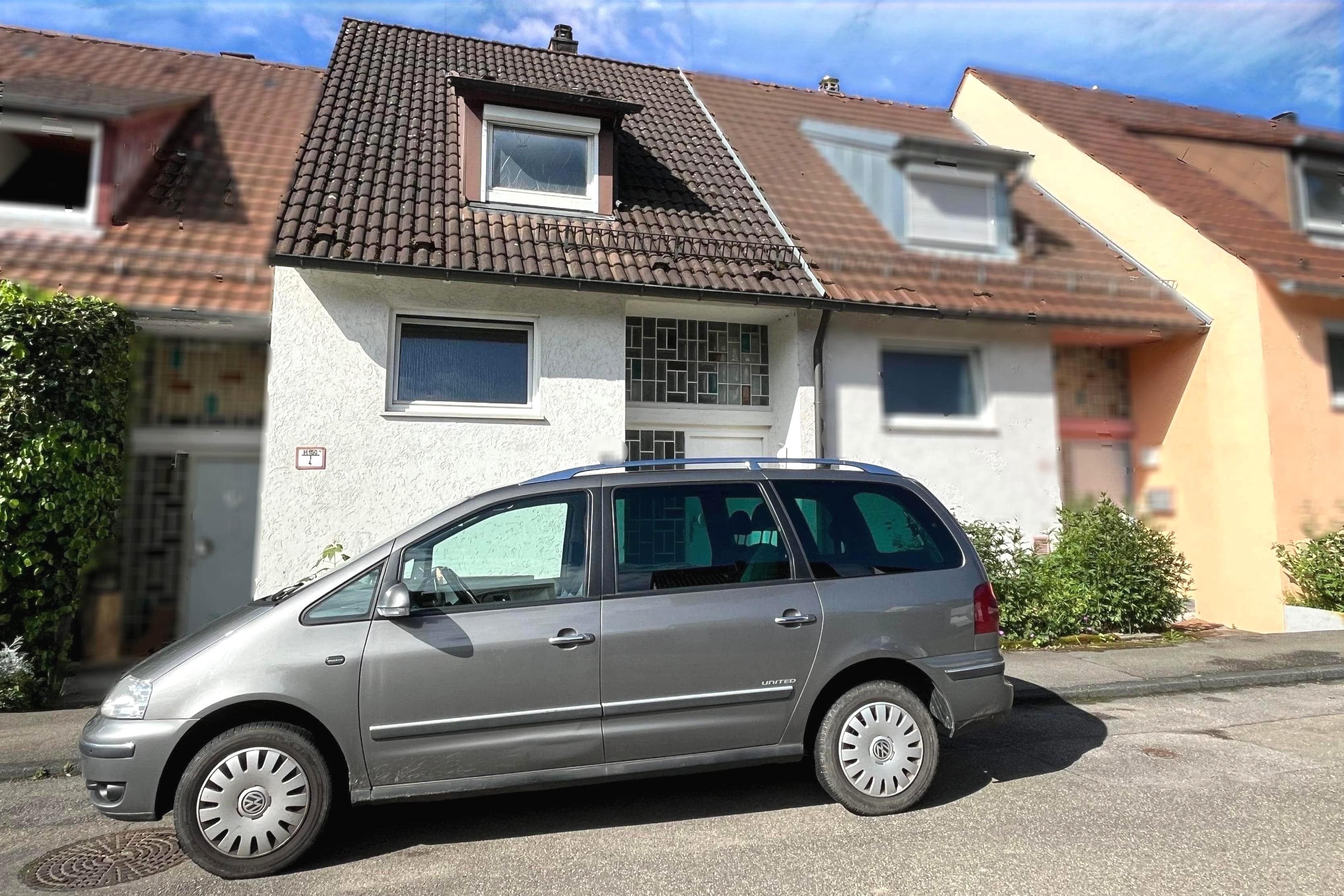 Reihenmittelhaus zum Kauf 500.000 € 5 Zimmer 127,8 m²<br/>Wohnfläche 197 m²<br/>Grundstück ab sofort<br/>Verfügbarkeit Stammheim - Mitte Stuttgart 70439