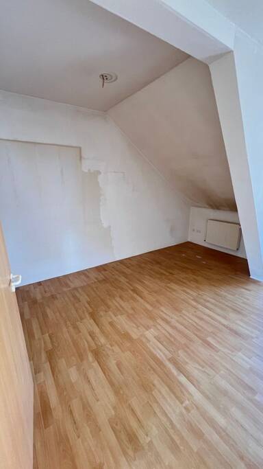 Wohnung zur Miete 800 € 3 Zimmer 95 m² 2. Geschoss frei ab sofort Amalienstraße 31 Neustadt-Stadt Neustadt an der Weinstraße 67434