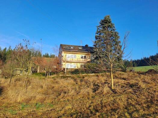 Mehrfamilienhaus zum Kauf 140.000 € 11 Zimmer 267 m² 1.730 m² Grundstück Gundlitz Stammbach 95236