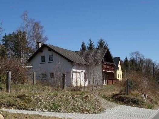 Einfamilienhaus zum Kauf 149.000 € 4 Zimmer 130 m² 8.364 m² Grundstück Bad Elster Bad Elster 08645