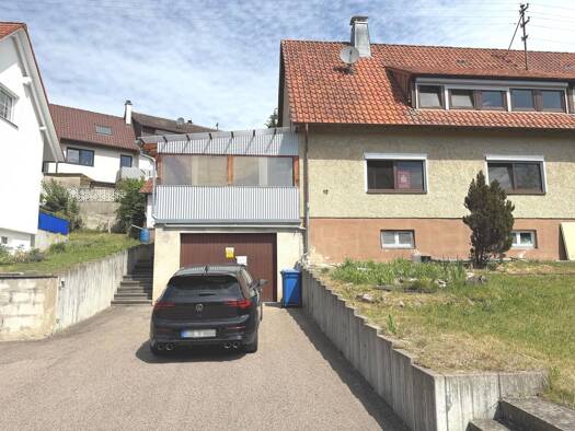 Doppelhaushälfte zum Kauf 169.000 € 5 Zimmer 104,3 m² 490 m² Grundstück Veringenstadt 72519