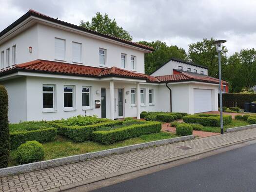 Einfamilienhaus zur Miete 2.390 € 5 Zimmer 180 m² 850 m² Grundstück frei ab 01.12.2026 Wendschott Wolfsburg 38448