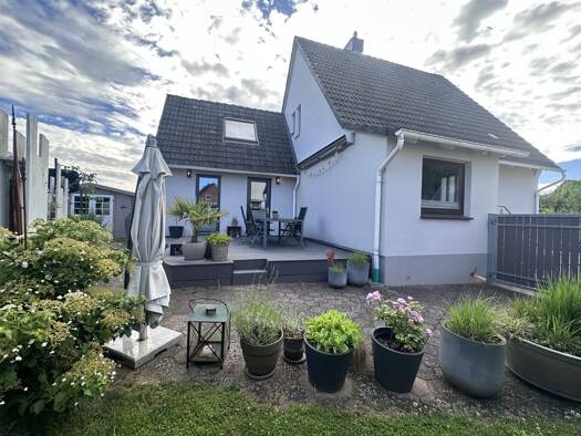 Einfamilienhaus zur Miete 1.250 € 4 Zimmer 120 m² 750 m² Grundstück frei ab 01.11.2026 Ahrensbök 23623