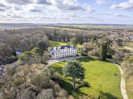 Schloss zum Kauf 2.600.000 € 20 Zimmer 1.844 m² 124.826 m² Grundstück Forêt de Fontainebleau Fontainebleau 77300